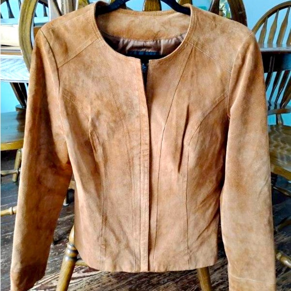 ✨ALFANI 100% SUEDE LEATHER JACKET - size M✨